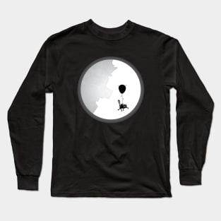 a scaryed cat fly on the moon by a baloon Long Sleeve T-Shirt